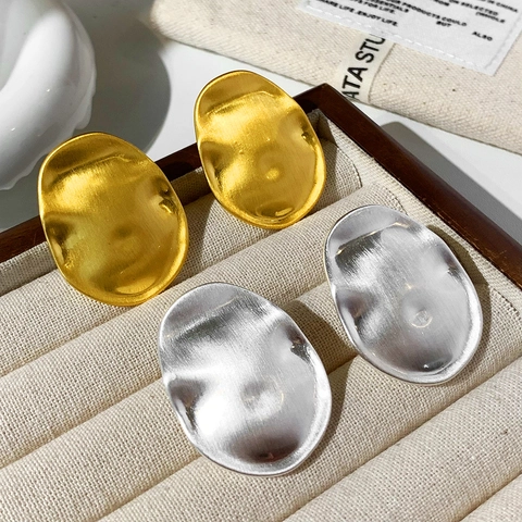 Onregelmatige Geometrische Ovale Knopoorbellen Geborsteld Koper 18K Verguld Minimalistische Stijl Met Koperen Oorsteker
