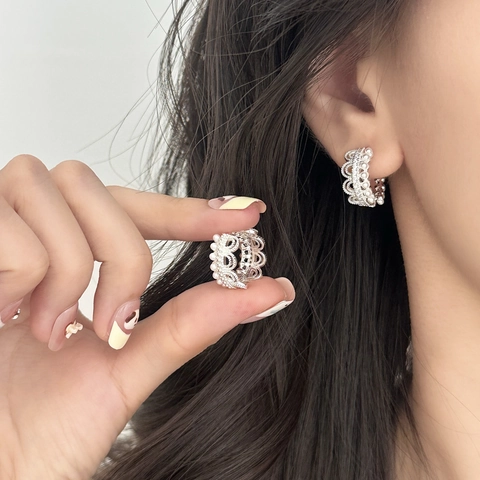 Pendientes De Aro De Encaje Vintage Francés Con Perlas Artificiales De Imitación Y Pedrería Poste De Cobre Diseño De Corona