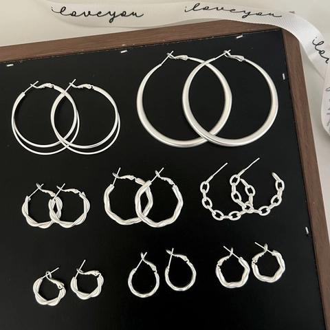 Pendientes De Aro Minimalistas De Cobre Plateado Mate Diseño Geométrico Retorcido De Cadena Joyería De Lujo Mujer
