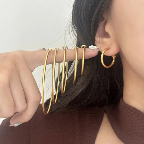 Orecchini A Cerchio Tondi Minimalisti Rame Spazzolato Opaco Placcato Oro 18K Argento Gioielli Geometrici Donna