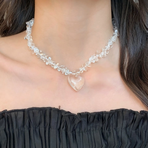 Natural White Crystal Chip Bead Heart Pendant Necklace Copper Silver Plated Adjustable Clavicle Chain Jewelry For Women