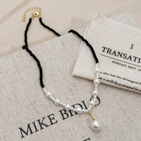 Collana Con Pendente Di Künstliche Perle E Cristalli Neri Stile Francese Elegante Catena In Acciaio Inossidabile Per Donna