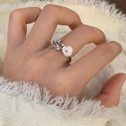 Anillo Aperto Elegante Fiore Di Conchiglia Bianca Stile Francese Con Foglia Di Zircone Gioielli In Ottone Per Donna