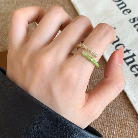 Retro Bambusgelenk Form Offener Verstellbarer Ring Kupfer Emaille Tropfen Zirkonia Eingelegt Minimalistisch Elegant Schmuck Für Frauen