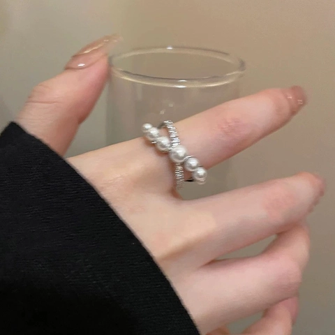 Cross Over Artificial Pearl Zircon Open Ring Adjustable Minimalist Elegant Light Luxury Alloy Jewelry For Women