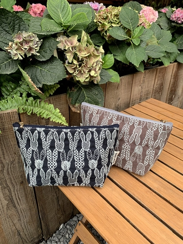 Embroidery Rabbit Cosmetic Bag Cotton Linen Makeup Pouch Vintage Zipper Travel Organizer Case For Women