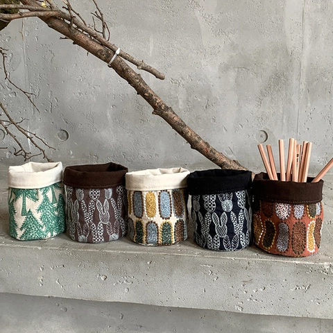 Embroidered Cotton Linen Pen Holder Desktop Organizer Canvas Stationery Storage Bag For Office Makeup Brush Cylindrical