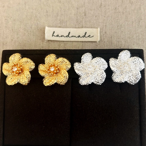 Blumen Stecker Ohrringe Kupfer Zirkon Mit 925 Silber Ohrstecker Französisch Retro Gehämmerte Textur Luxus Für Frauen
