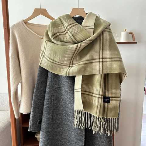 Écharpe Écossaise à la Mode pour Femmes Hommes Hiver Chaud Doux Polyester Châle à Carreaux Avec Glands Classique Longue Enveloppe Accessoires de Déplacement Élégants