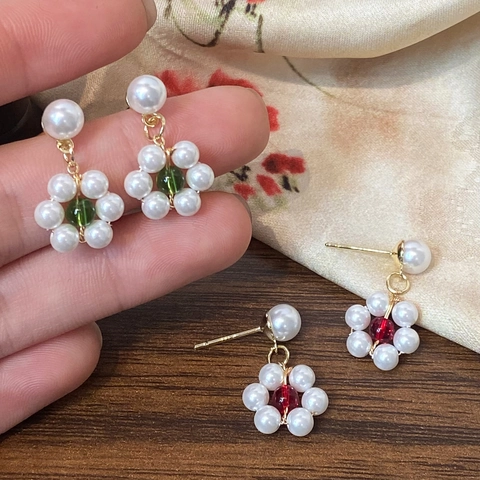 Pendientes De Botón Con Perlas Artificiales Y Flores Dulces Francesas Elegantes De Aleación Y Cristal Para Mujer