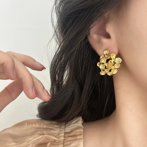 Pendientes De Botón De Racimo De Flores Cobre Con Poste De Cobre Pétalo 3D Irregular Vintage Francés Joyería Elegante Mujeres