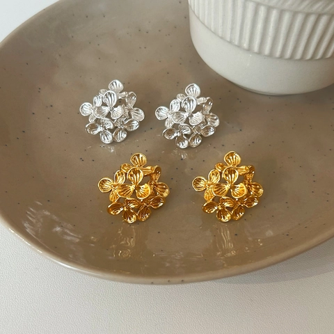Pendientes De Botón De Racimo De Flores Cobre Con Poste De Cobre Pétalo 3D Irregular Vintage Francés Joyería Elegante Mujeres