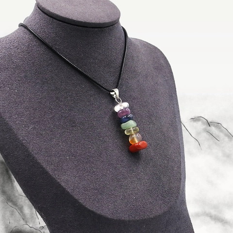 Collana Con Ciondolo In Pietra Preziosa Naturale Sette Chakra Cristallo Di Guarigione Irregolare Pietra Grezza Gioielli Con Cordino Nero Regolabile