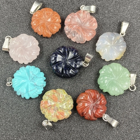 Pendente Fiore Intagliato Pietra Preziosa Cristallo Petali Spirale Forma Di Rosa Accessorio Gioielli Per Donne