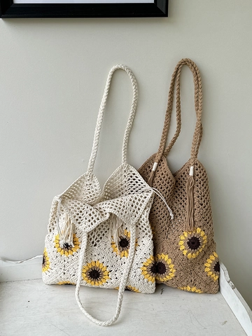 Handgefertigte Gehäkelte Umhängetasche Sonnenblumenmuster Hohl Gewebt Baumwolle Polyester Quaste Böhmische Strandtasche Für Damen
