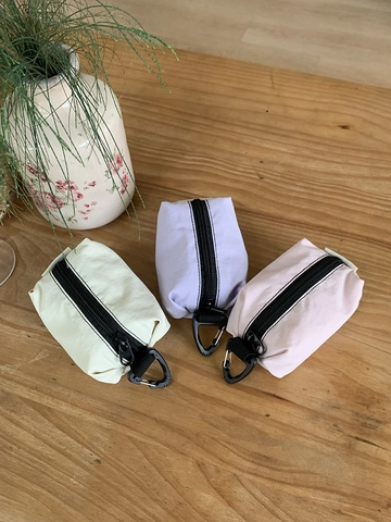 Mini Monedero de Nylon con Cremallera Bolsa de Almacenamiento Impermeable Ligera Con Mosquetón Para Auriculares Llaves Viaje