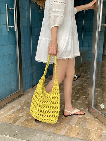 Women Hand-Woven Hollow Out Crochet Tote Bag Cotton Linen Blend Shoulder Bag For Summer Beach Vacation Casual Daily Carry