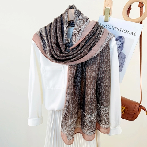 Women Retro Scarf Long Paisley Chain Print Lightweight Polyester Shawl Wrap Elegant Fashion Accessory For Spring Summer