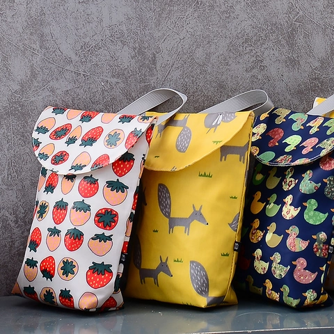 Portable Cartoon Diaper Bag For Baby Waterproof Cotton Storage Pouch Stroller Diaper Snack Cosmetic Organizer Bag For Moms