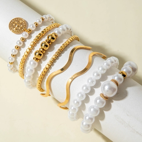 Multi Layer Armbänder Und Armreifen Imitation Künstliche Perle Gold Überzogene Legierung Münzanhänger Böhmischen Stil Für Frauen