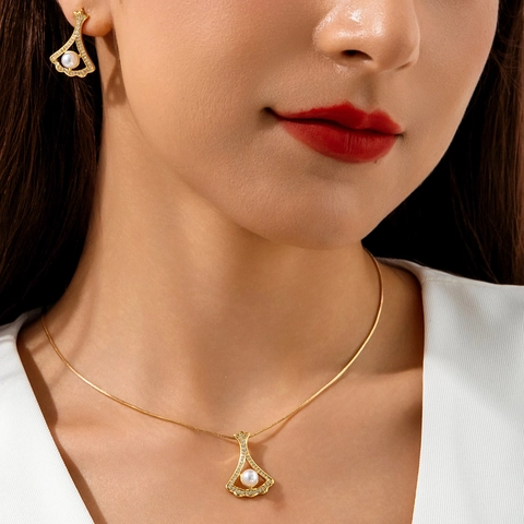 Französischer Stil Eleganter Halskette Ohrringe Für Frauen Fächerform Kupfer Zirkon Künstliche Perle Schick Retro Zubehör