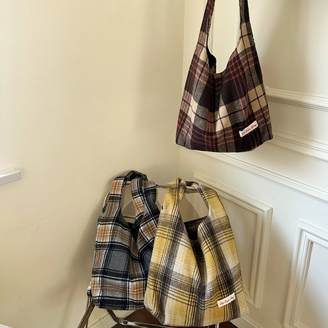 Women Vintage Woolen Plaid Tote Bag Large Capacity Shoulder Bag Checked Fabric Shopping Bag Autumn Winter Handbag