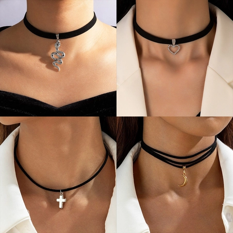Gothic Vintage Velvet Choker Necklace For Women Alloy Snake Heart Sun Moon Star Pendant Punk Adjustable Neckband Jewelry