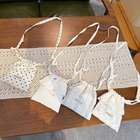 Damen Polka Dot Schleife Spitze Rüschen Zuziehbeutel Mode Vielseitige Umhängetasche Polyester Handtasche Für Den Alltag