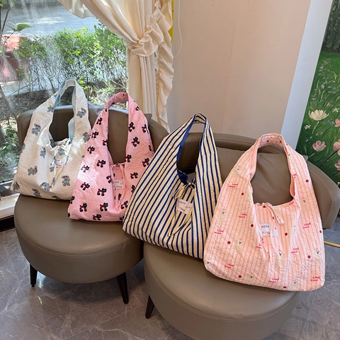 Reversible Tote Bag Women Polyester Seersucker Korean Style Cartoon Bear Stripe Print Shoulder Handbag Large Capacity