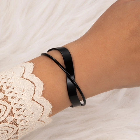 Brazalete Abierto Cruzado Geométrico De Aleación Estilo Punk Minimalista Irregular Joyería De Moda Regalo Para Mujeres