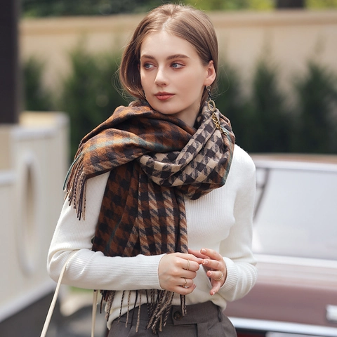 Vintage Houndstooth Scarf Thick Warm Imitation Cashmere Shawl Long Tassel Plaid Winter Scarf Elegant Soft Neck Wrap Women