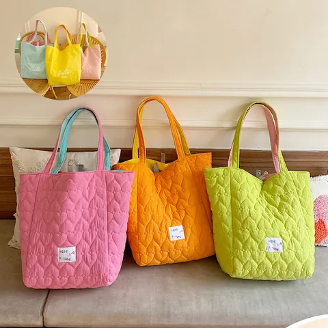 Women Quilted Heart Pattern Tote Bag Reversible Large Capacity Polyester Shoulder Handbag Contrast Color Letter Print