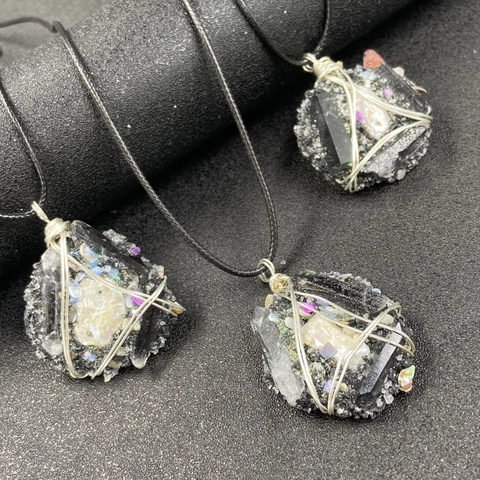 Collana Con Ciondolo A Forma Di Perla Artificial Avvolto In Filo Irregolare Con Pietra Naturale In Cristallo Nero Gioielli Boho