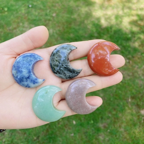 Natural Crystal Crescent Moon Polished Healing Stones Home Office Desk Decoration DIY Jewelry Making Hand Carved