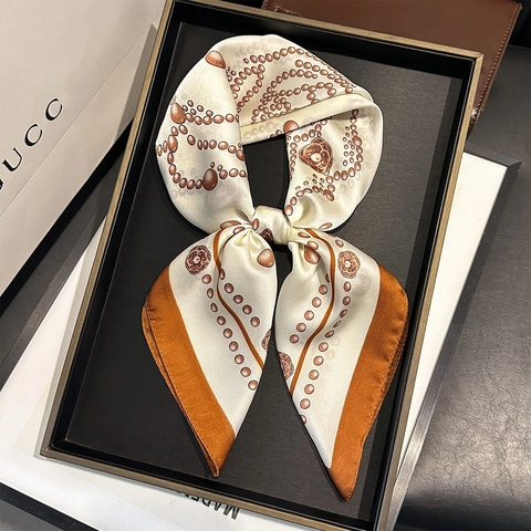 Elegante Foulard Quadrato In Raso Da Donna Vintage Stampa Camelia E Künstliche Perle Foulard Da Collo Accessorio Versatile