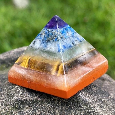 Natural Stone Orgone Pyramid Energy Healing Seven Layer Chakra Spliced Crystal Pyramid For Meditation Home Office Desk Decor