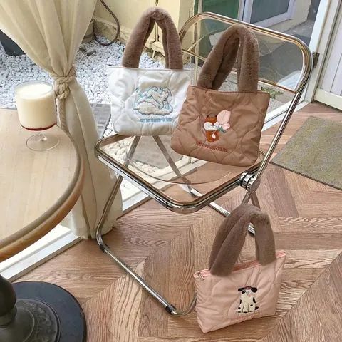 Süße Damen Gesteppte Handtasche Mit Tierstickerei Und Weichem Plüschgriff Herzmuster Kleine Tote Casual Lunchtasche