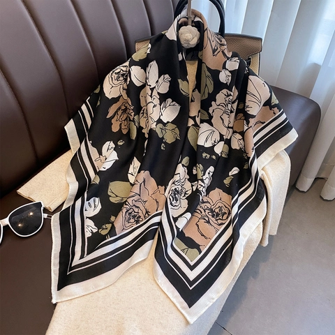 Grote Vierkante Sjaal Met Rozenbloemenprint Polyester Satijn Satijn Omslagdoek Elegante Franse Stijl Voor Dames