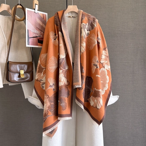 Sciarpa da Donna in Imitazione Cashmere Calda Ispessita a Forma di Foglia di Ginkgo Scialle Jacquard Con Nappine Moda Autunno Inverno