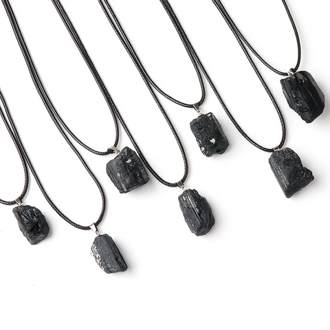 Collana Con Ciondolo In Pietra Grezza Di Tormalina Nera Naturale Campione Minerale Irregolare Con Cordino In Pelle