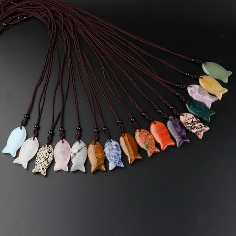 Collier Pendentif En Pierre Naturelle En Forme De Poisson Cordon Réglable Tissé À La Main Bijoux En Pierres Fines Pour Hommes Et Femmes