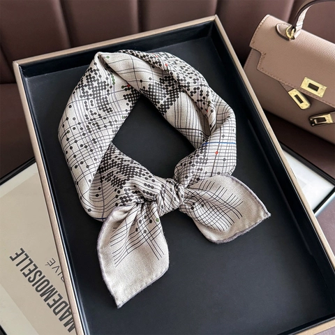 Satin Wool Square Scarf Horse Geometric Polka Dot Print Elegant Lightweight Fashionable Neck Head Wrap For Women