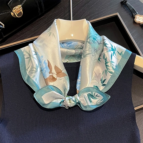 Foulard In Raso Quadrato Donna Elegante Stampa Floreale Piccolo Scarf Accessorio Di Moda Raso Di Gelso Lucentezza Satinata
