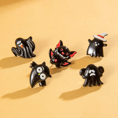 Halloween Emaille Ohrringe Fledermaus Eule Geist Formen Dunkler Gothic Stil Harz Ohrstecker Legierung Schmuck Für Damen