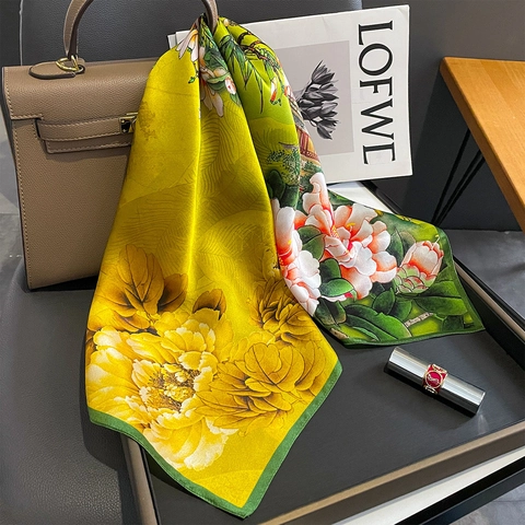 Elegante Foulard Quadrato In 100% Raso Di Gelso Stile Cinese Vintage Stampa Floreale Sensazione Di Lusso Per Capelli E Collo