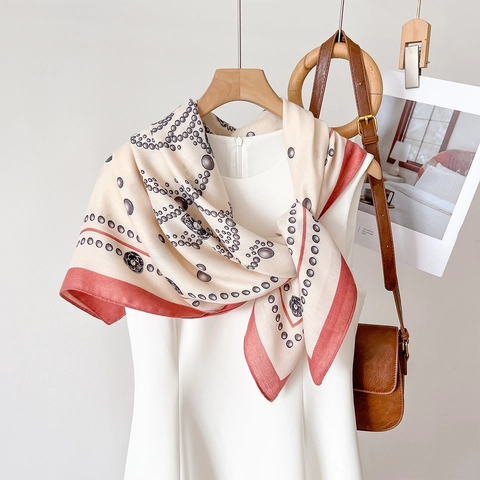 Elegante Vierkante Sjaal Met Bloemenprint Polyester Satijngevoel Contrastrand Retro Camelia Patroon Halshanddoek Voor Dames