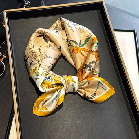 Luxury 100% Mulberry Silk Square Scarf For Women Floral Print Elegant Neck Scarf Fashion Head Wrap Handbag Accessory