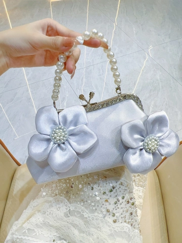 Sac à Main de Soirée en Satin avec Fleurs 3D pour Femmes Poignée en Künstliche Perles Cadre en Métal avec Strass Chaîne Amovible
