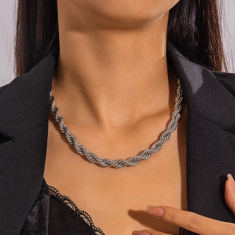 Grobe Twist Seilkette Halskette Regenbogen Strass Choker Für Frauen Vintage Punk Stil Verstellbar Eisen Legierung Schmuck