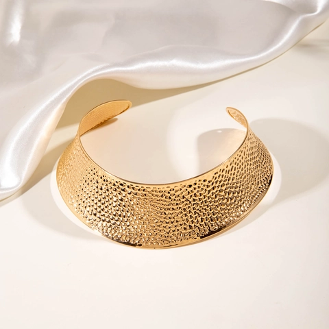 Gehämmert Textur Breit Choker Halskette Vergoldet Legierung Offen Torques Halsband Geometrisch Retro Mode Für Frauen